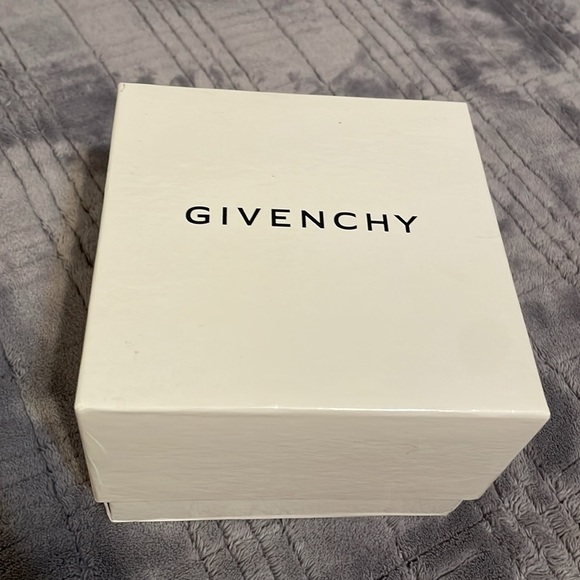Givenchy White Leather Watch main image 12